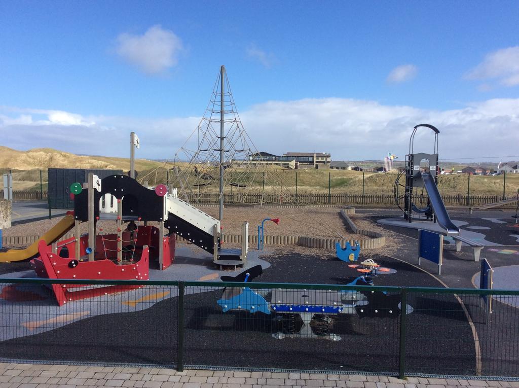 Lios Na Mara Lahinch Villa Luaran gambar